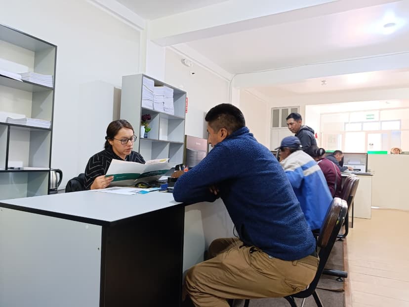 Equipo profesional Notaría Calsin Coila Azángaro