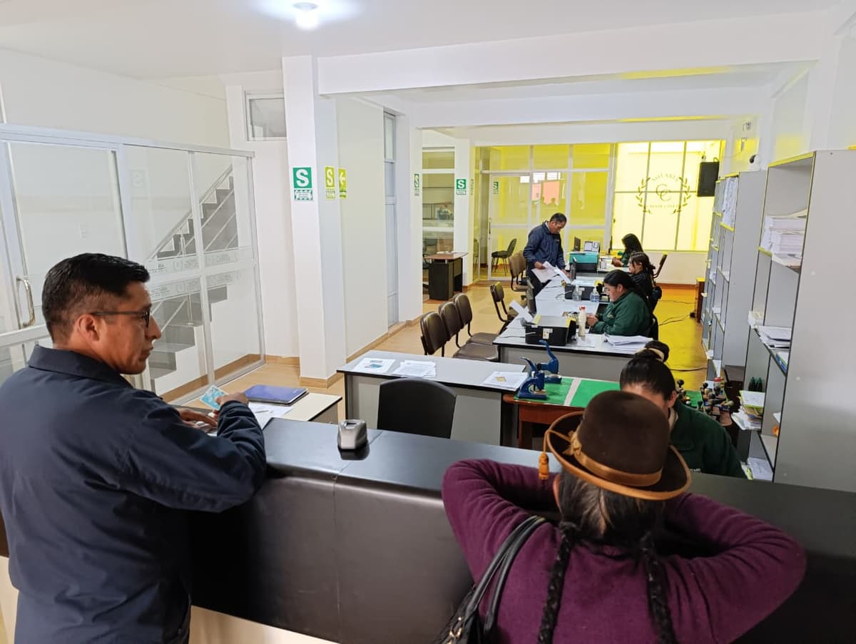 Notaría Calsin Coila en Azángaro Puno